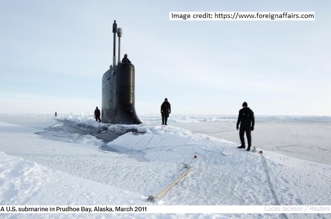 USN sub in Arctic 2011